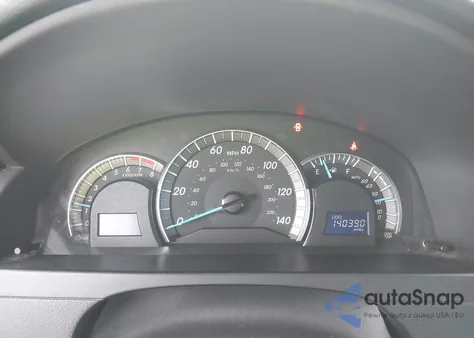 2013 Toyota Camry Se z USA, uszkodzony, nr VIN 4T1BF1FK2DU640078